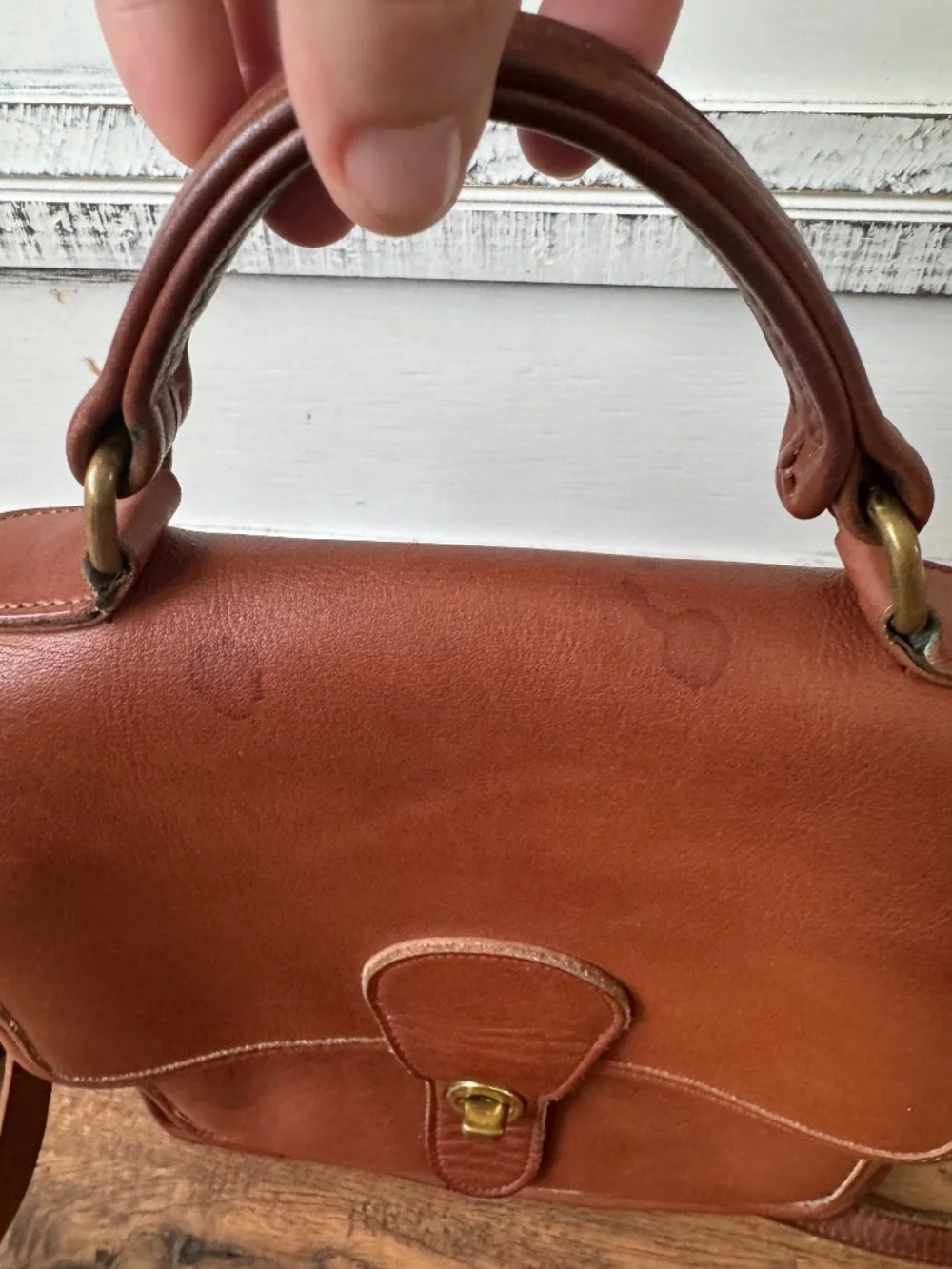 Vintage Coach Station Crossbody Turn lock 5130 British Tan Leather 1990s USA - Picture 9 of 14